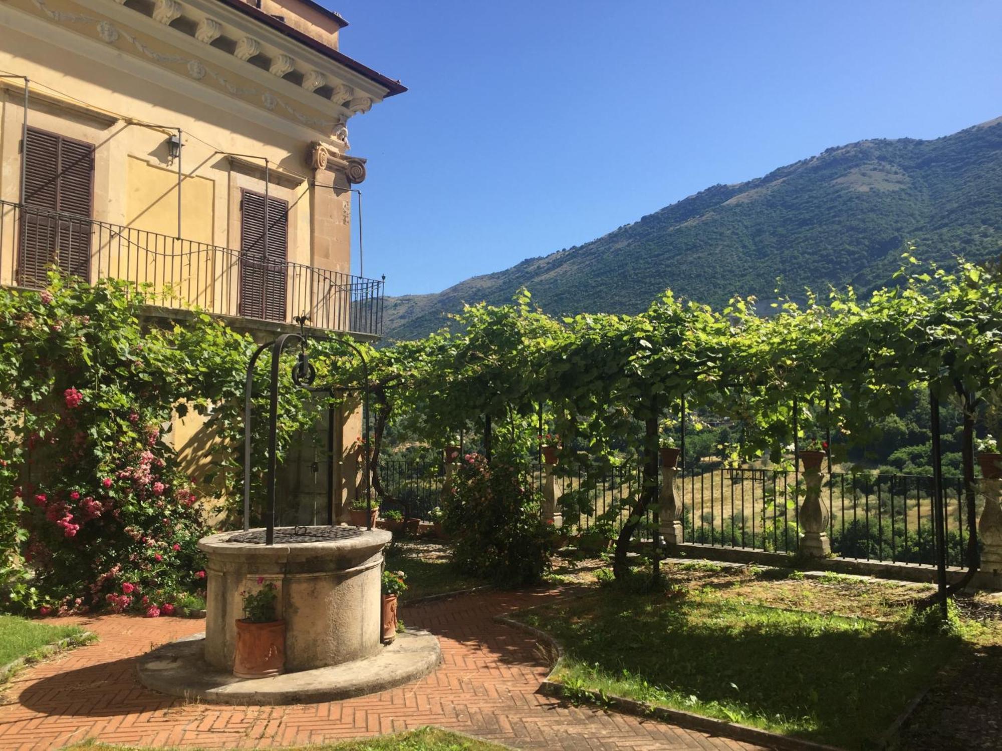 Il Giardinetto Di Pettorano Pettorano sul Gizio Exterior foto
